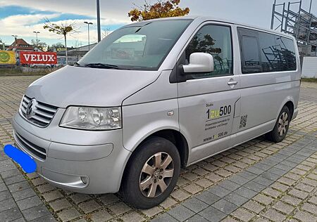 VW T5 Caravelle Volkswagen Euro 4 8 sitze