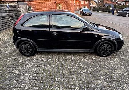 Opel Corsa 1.2 -