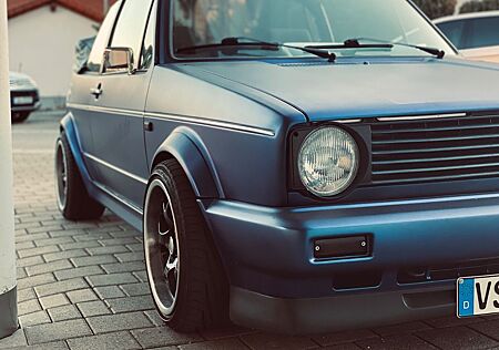 VW Golf Volkswagen 1 Cabrio 98PS