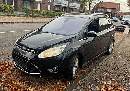 Ford Grand C-Max Titanium