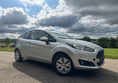 Ford Fiesta EcoBoost in Top Zustand/TÜV Neu