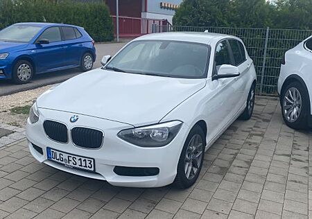 BMW 114i -