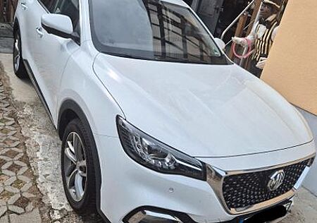 MG EHS 1.5 T Luxury Auto Luxury
