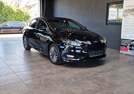 Ford Focus ST-Line 1,5EcoBoost*CARPLAY*PARK-PILOT*