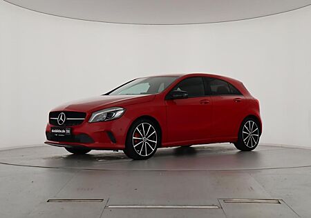Mercedes-Benz A 180 A180 URBAN 7G-DCT NAPPALEDER SPORTSITZE+VOLL-LED
