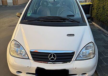 Mercedes-Benz A 140 CLASSIC Nur 44.000km 1.HAND AUTOMATIK!