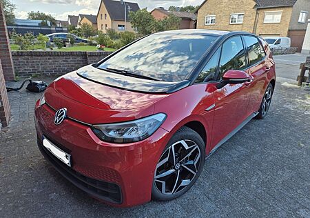 VW ID.3 Volkswagen Pro 58 kWh 107 kW Pro
