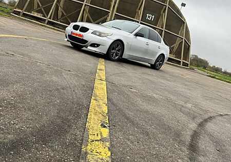 BMW 520i -