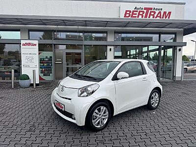 Toyota iQ +
