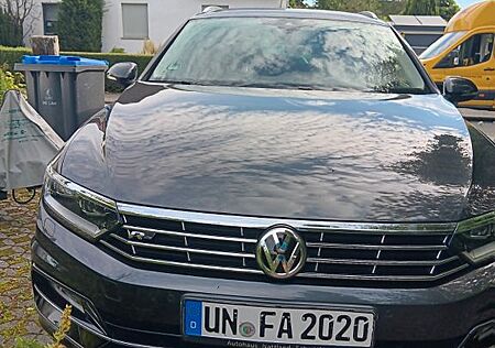 VW Passat Variant Volkswagen 2.0 TDI SCR 140kW DSG 4M High...