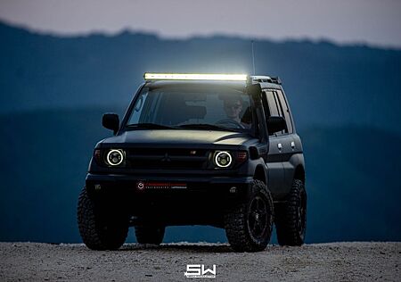 Mitsubishi Pajero Pinin /iO Off-Road 4x4