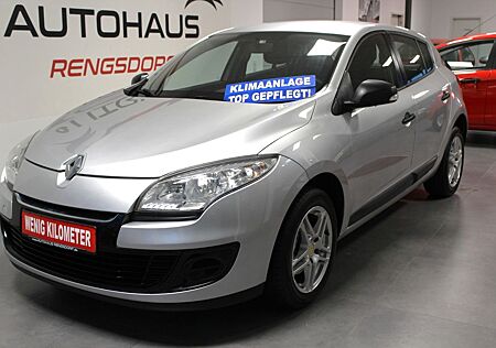 Renault Megane III Lim. 5-trg. Je t'aime 1,6 /101 PS