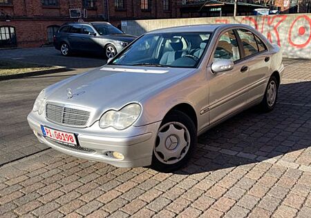 Mercedes-Benz C 180 CLASSIC*3.Hand*Klima*TÜV bis 02.2026*AHK*