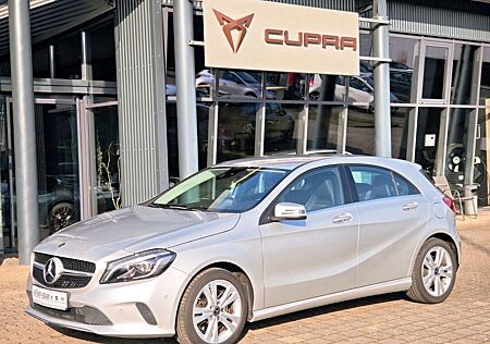 Mercedes-Benz A 250 211PS NAVI+SHZ+AHK+LED+PDC+
