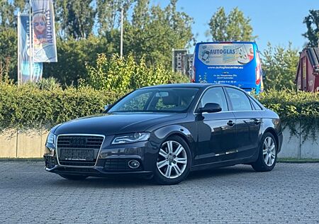 Audi A4 Lim. Ambiente*AUTOMA.*KLIMAAUT*PDC*SHZ*TÜV*