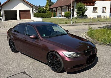 BMW 318i -