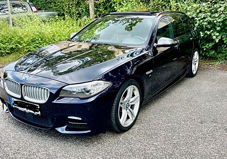 BMW M550d xDrive Touring A M