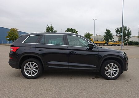 Skoda Kodiaq Style 4x4 2,0TDI DSG LED Navi SHZ AHK ACC