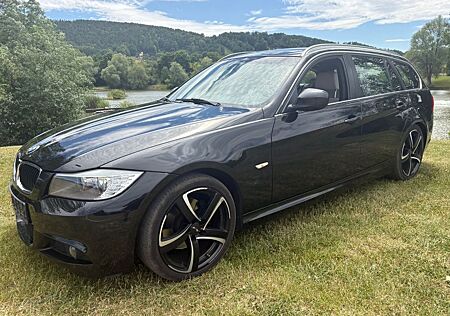BMW 318d 318 Baureihe 3 Touring *AHK*LEDER*NAVI