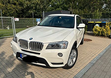BMW X3 xDrive35d - Navi * AHK * PANO * 360