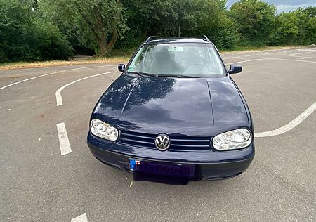 VW Golf Volkswagen 1.4 Basis Variant Basis