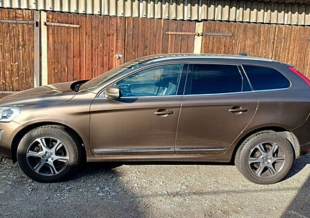 Volvo XC 60 gebraucht kaufen Volvo XC 60 XC60 D5 AWD Summum Geartronic Summum