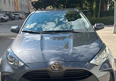 Toyota Yaris 1.5-l-VVT-i Hybrid 116 CVT Comfort Comfort