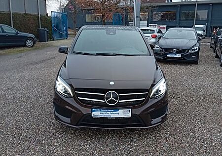 Mercedes-Benz B 250 AMG Line.Aut.Navi.Kam.panoram.Leder.AHK