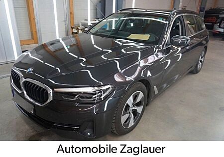BMW 520 i Touring Leder|Kamera|AHK|ACC|Parkassistent