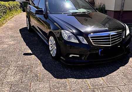 Mercedes-Benz E 350 BlueTEC T AMG Paket AVANTGARDE! 2.te Hand!