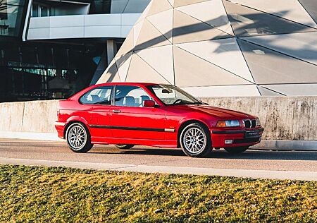 BMW 323ti Compact (Schalter, Hellrot, erst Lack)