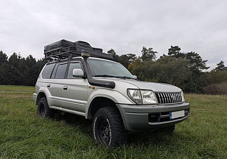 Toyota Land Cruiser gebraucht kaufen Toyota Land Cruiser 3.0 D-4D - Offroad