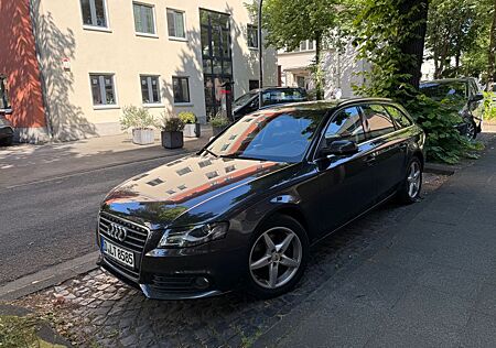 Audi A4 2.0 TDI (DPF) 88kW Ambition Avant Ambition