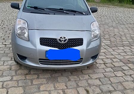 Toyota Yaris 1,0-l-VVT-i Cool Cool.Klima.Tüv12/2025