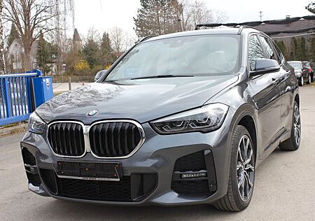 BMW X1 2.0dA xDrive Sportpaket-HeadUp-AHK-LM19"-1.Hd
