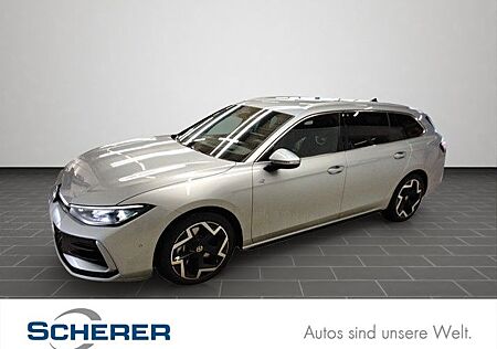 VW Passat Variant Volkswagen 2,0 TSI DSG R-Line 4Motion AHK/RF