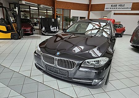 BMW 520i T Xenon Leder Navi Pano SHZ PDC