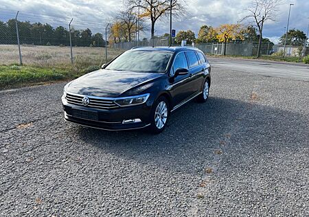 VW Passat Variant Volkswagen 2.0 TDI SCR DSG Highline Vari...