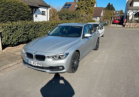 BMW 320i Advantage LCI / LED Head-Up