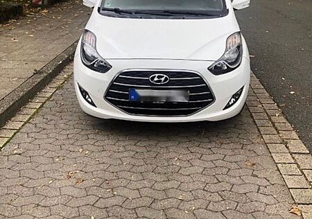 Hyundai ix20 1.4 blue -