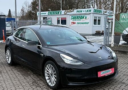 Tesla Model 3 Standard Range Plus RWD. 1 HAND