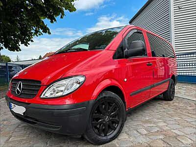 Mercedes-Benz Vito 111 CDI 8 Sitze KLIMA  ALU ROLLSTUHLLIFT
