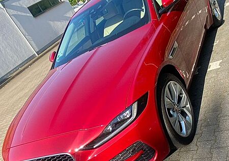 Jaguar XE P300 S AWD S