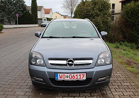 Opel Signum 1.9 CDTI Edition 110kW