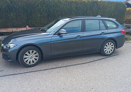 BMW 318d Touring Advantage Advantage