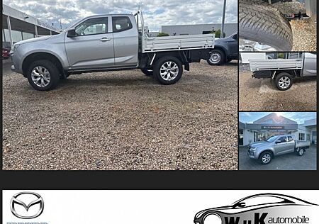 Isuzu D-Max Space Cab 4WD LS A/T FLATBED EFS Fahrwerk