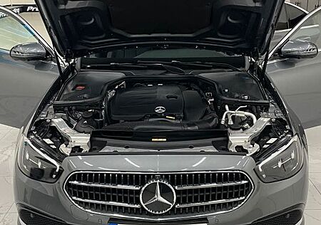 Mercedes-Benz E 200 4MATIC Autom. -