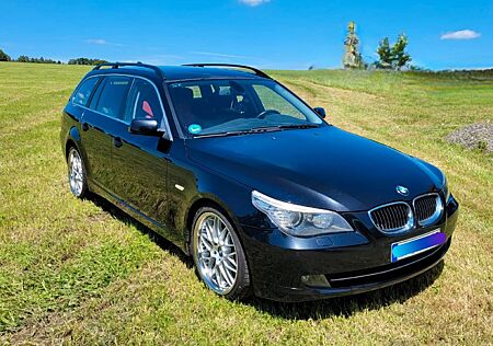 BMW 525i touring -