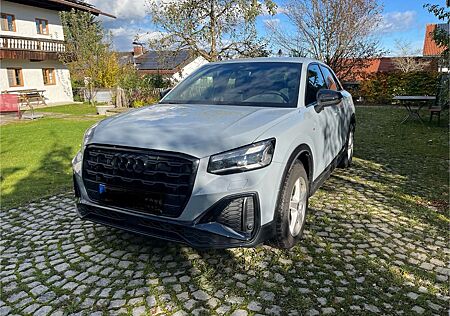 Audi Q2 35 TFSI S line S line