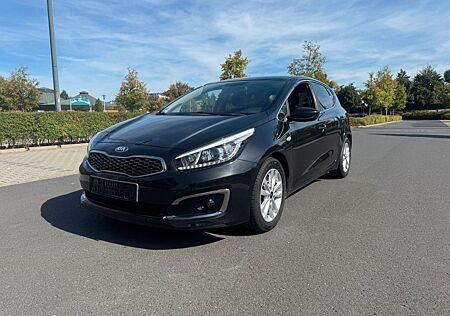Kia Cee'd Ceed 1.6 GDI Dream-Team Edition